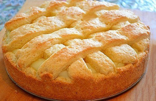 Яблочный пирог с заварным кремом